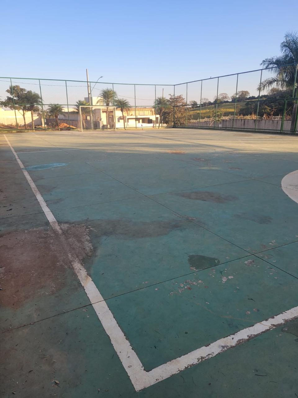 Quadra outdoor antes do piso modular