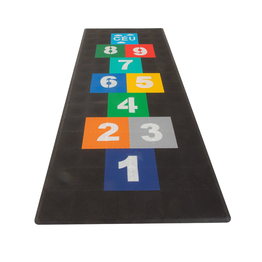 Amarelinha Premium da linha Toy Floor, imagem publicada pelo fornecedor